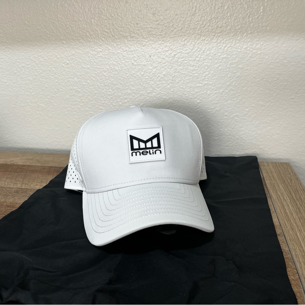 MELIN ODYSEA STACKED HYDRO
Performance Snapback Hat Classic - Picture 6 of 7